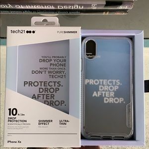 Tech21 Pure Shimmer iPhone XR Case. NWT